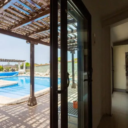 La Quinta Heights -6 Bed Villa-private Pool San Miguel de Abona