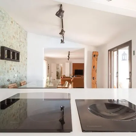 La Quinta Heights -6 Bed Villa-private Pool * San Miguel de Abona